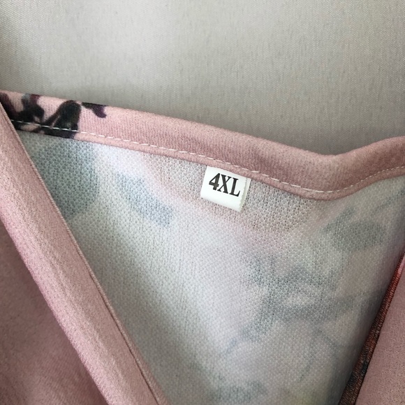 🔥 NWOT | Ladies Floral Jumpsuit - Picture 9 of 9